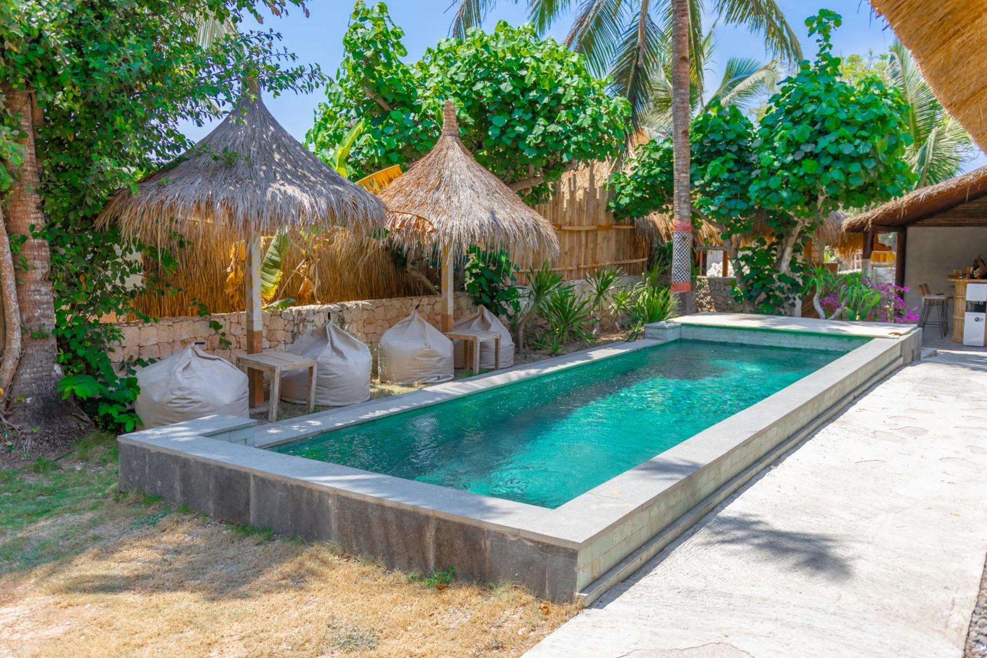 Golden Garuda Cottages Pelilit Экстерьер фото